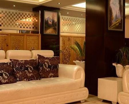Hotel Royal Batoo Σριναγκάρ Εξωτερικό φωτογραφία