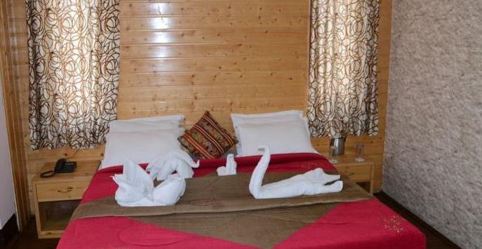 Hotel Royal Batoo Σριναγκάρ Εξωτερικό φωτογραφία